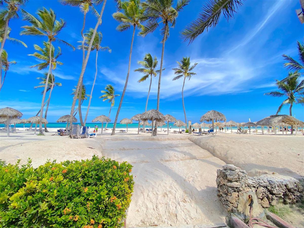 Los Corales Villas And Suites - Beach Club, Spa, Restaurants Punta Cana Exterior photo