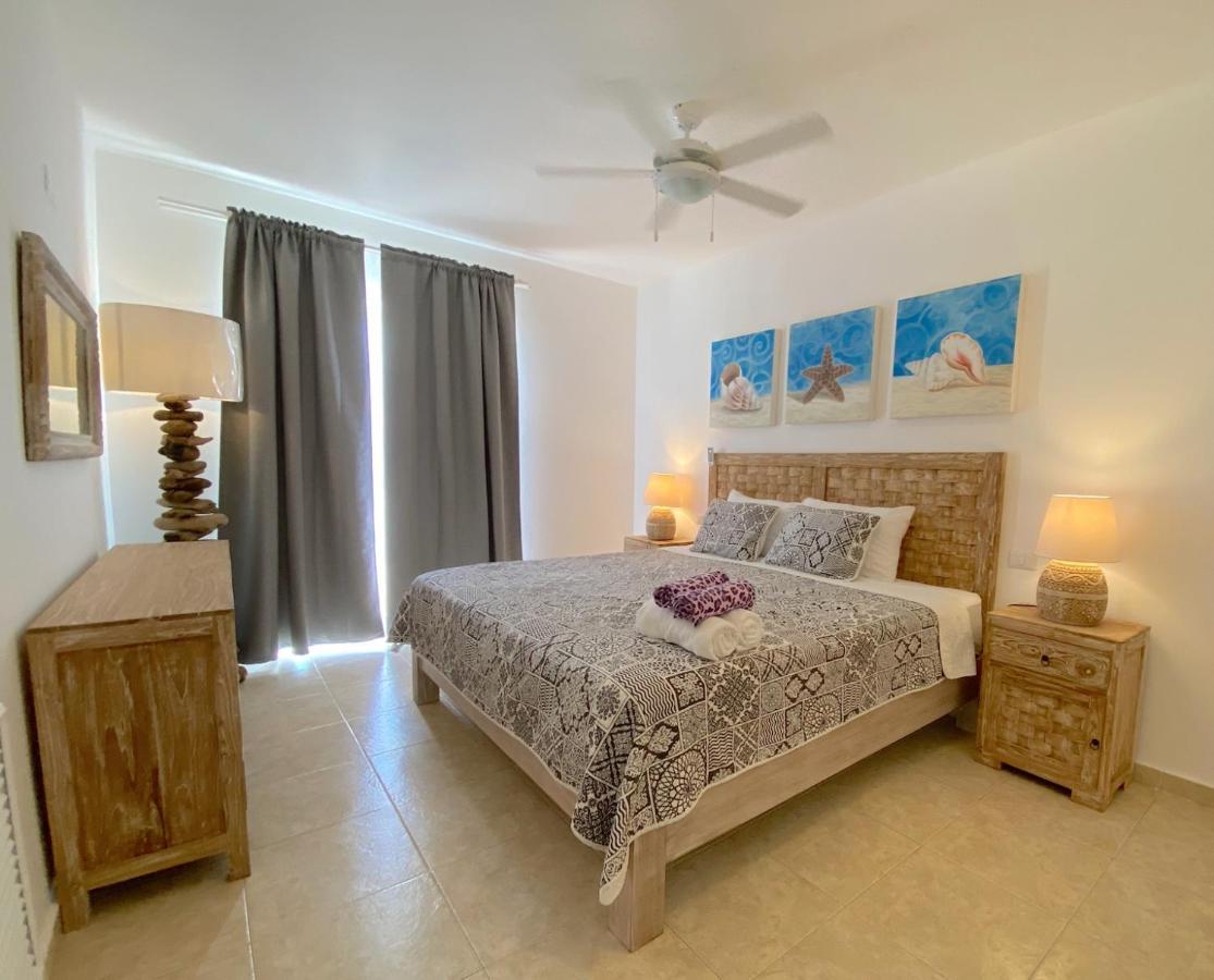 Los Corales Villas And Suites - Beach Club, Spa, Restaurants Punta Cana Exterior photo
