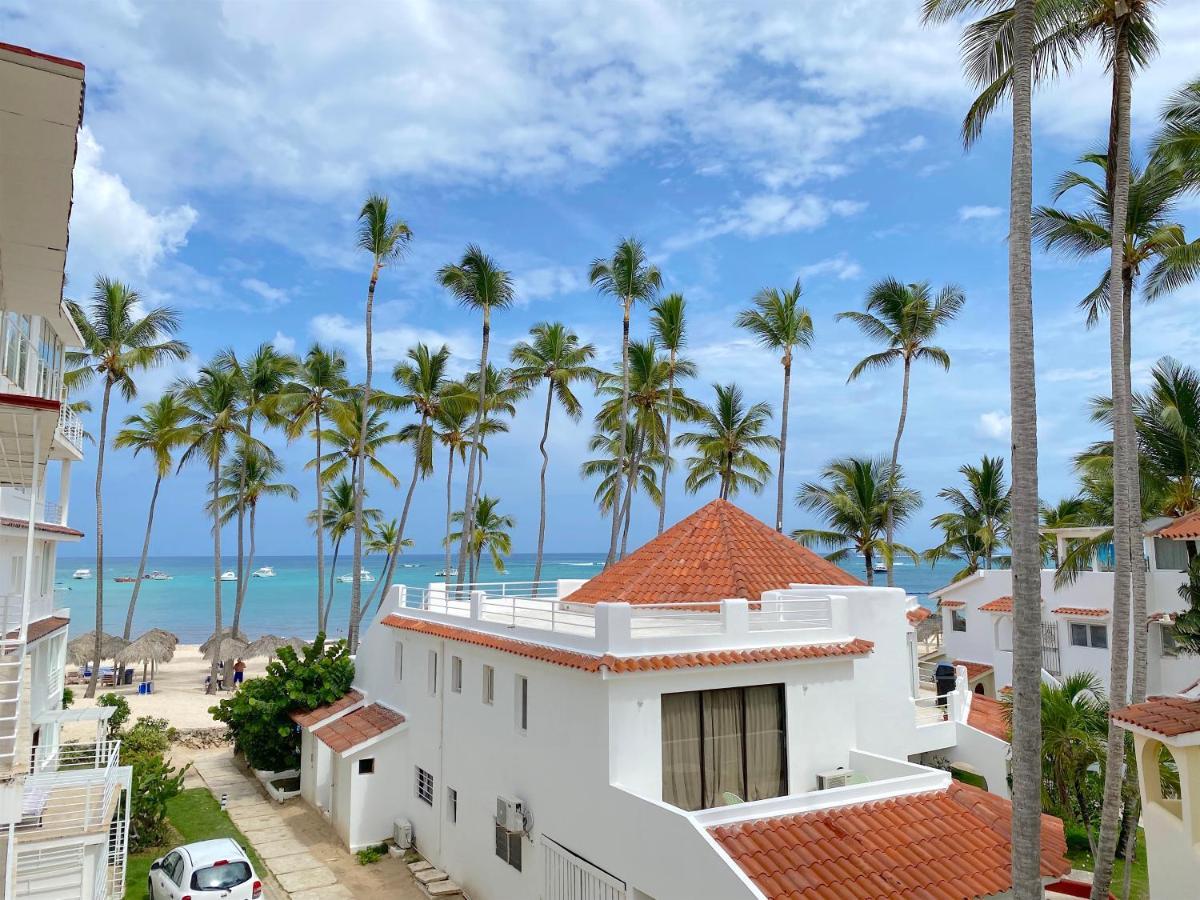 Los Corales Villas And Suites - Beach Club, Spa, Restaurants Punta Cana Room photo